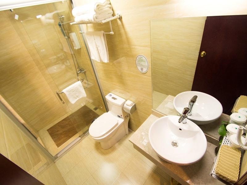 Greentree Pudong New District Yangsi Metro Station Yangxin Road Shell 3*