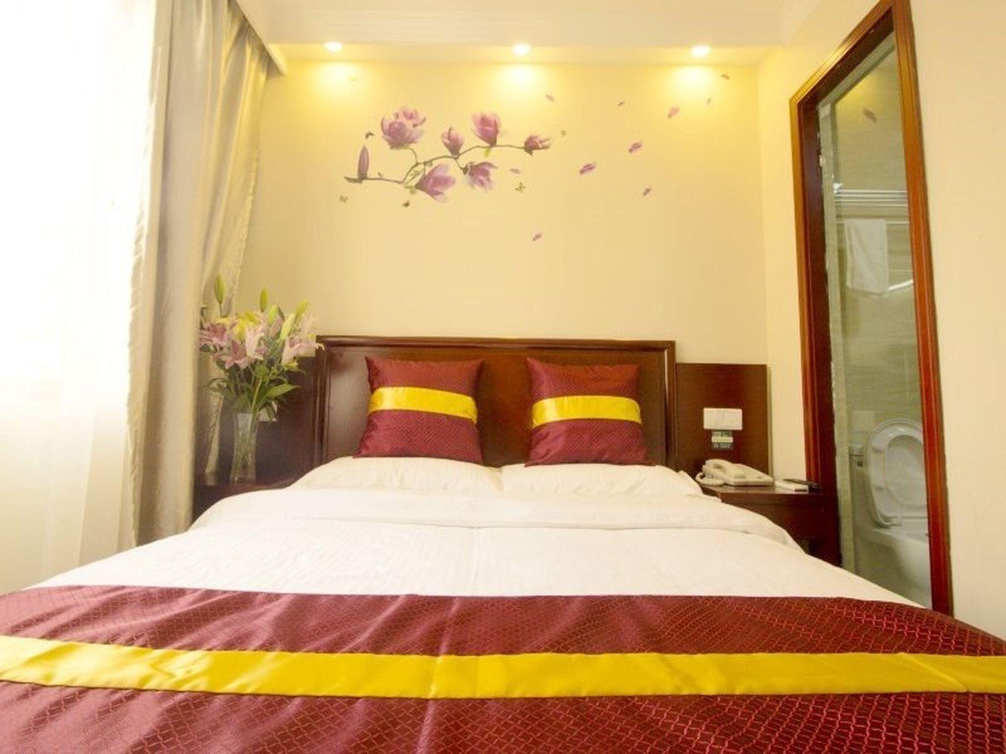 Greentree Pudong New District Yangsi Metro Station Yangxin Road Shell Hotel Shanghai