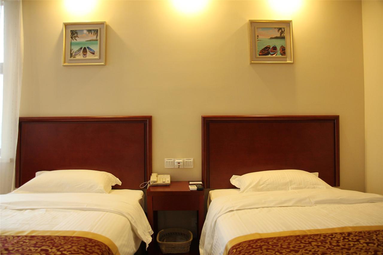Greentree Pudong New District Yangsi Metro Station Yangxin Road Shell Hotel